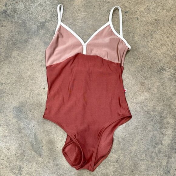 Yumiko Daria Leotard Medium Ballet Dance - Picture 3 of 3